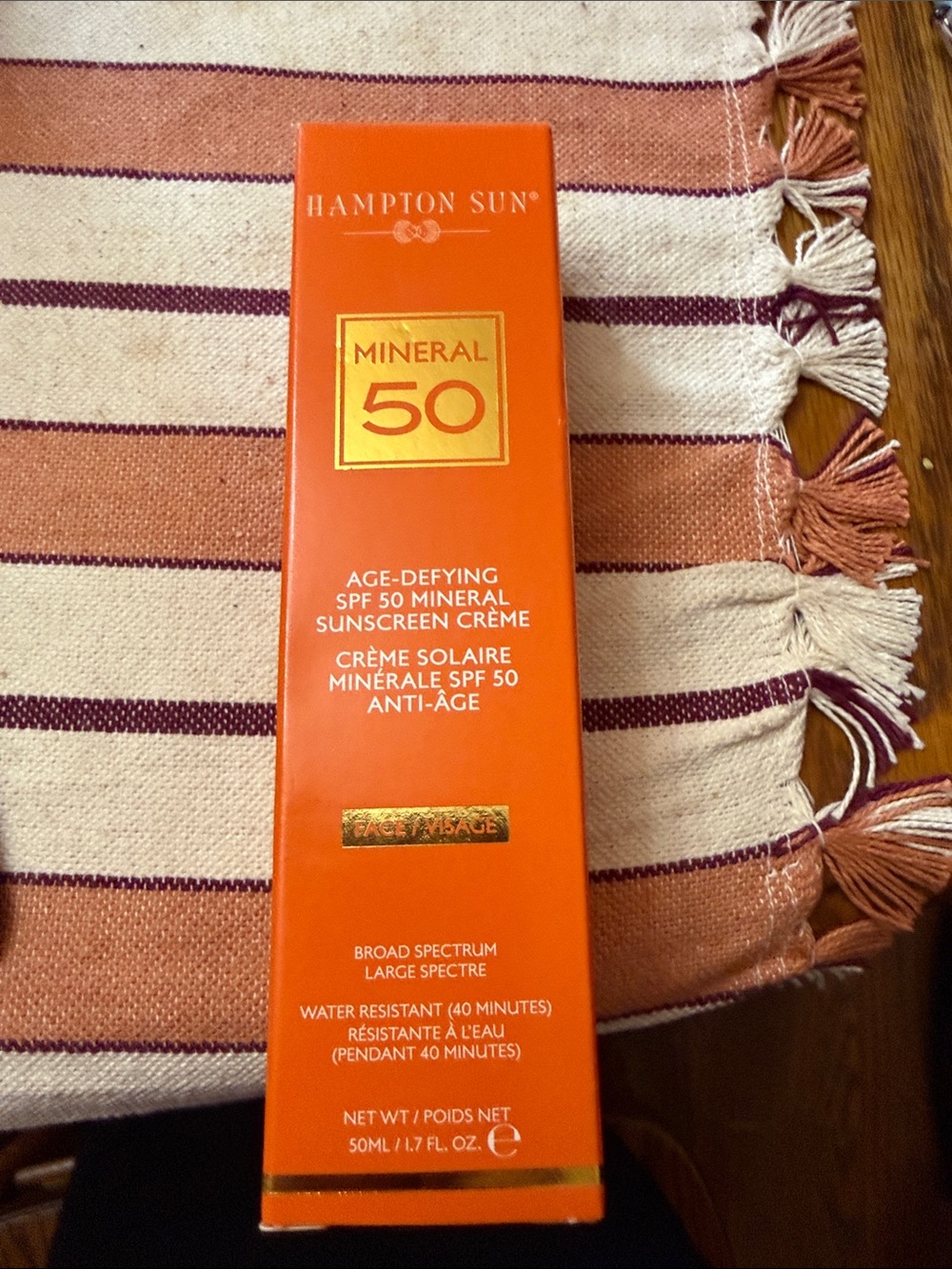 Mineral SPF 50 Age-Defying Sunscreen Creme - Orange